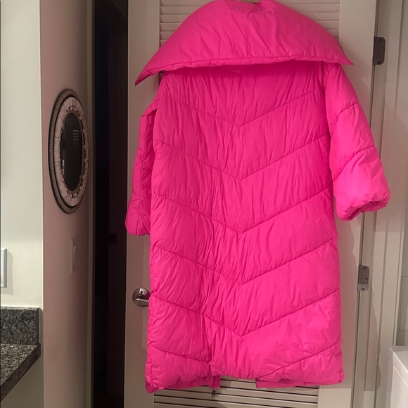 Women's Pink Puffer Coat Akira - Picture 2 of 2